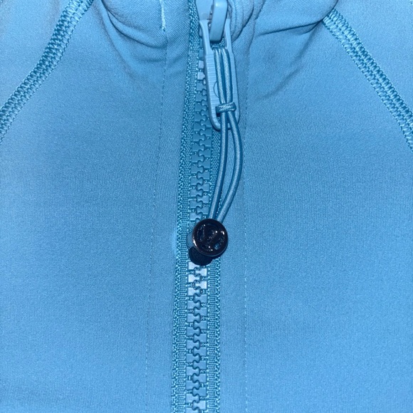 Lululemon Athletica Sky Blue Zip-Up Jacket - Picture 5 of 7
